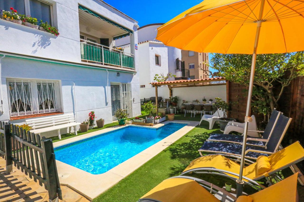 Casa Del Sol Only Families Villa *